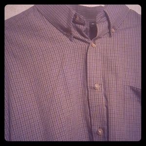 Men's long sleeve shirt button down